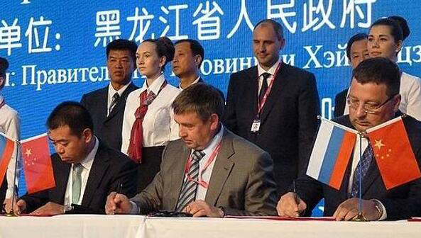 俄罗斯大学演示3D打印机器人 与中国签署合作关系