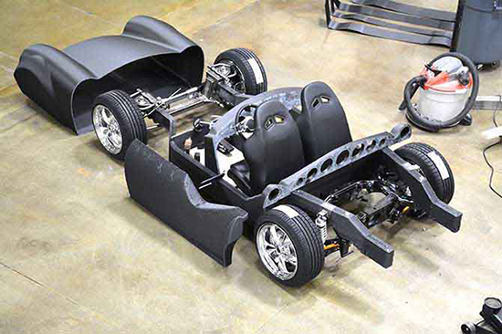 ORNL接近完美3D打印经典款超跑Shelby Cobra