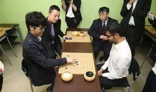 柯洁将与阿法狗战三番棋 AI还将接受人类“群殴”