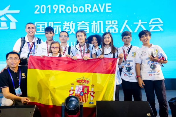 高额奖励金、直通国际总决赛 | 2020年童程童美RoboRAVE国际教育机器人大会报名开启！